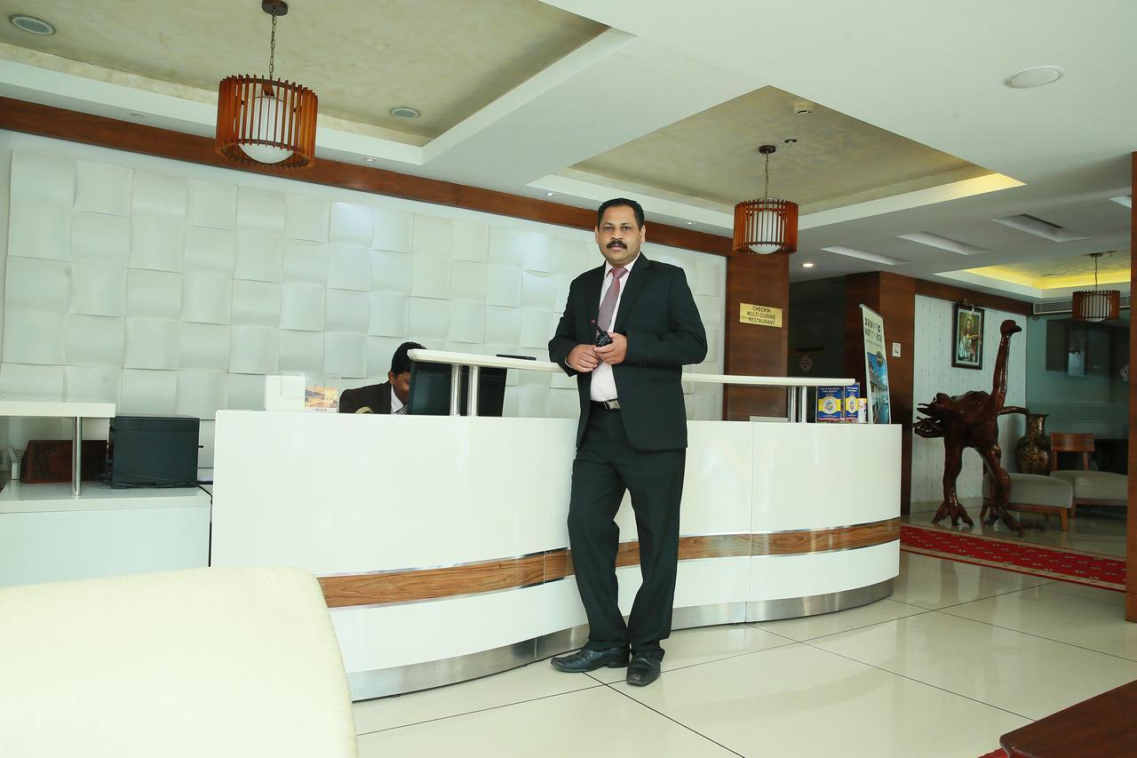 Kga Elite Continental Hotel Tiruvalla Exteriér fotografie