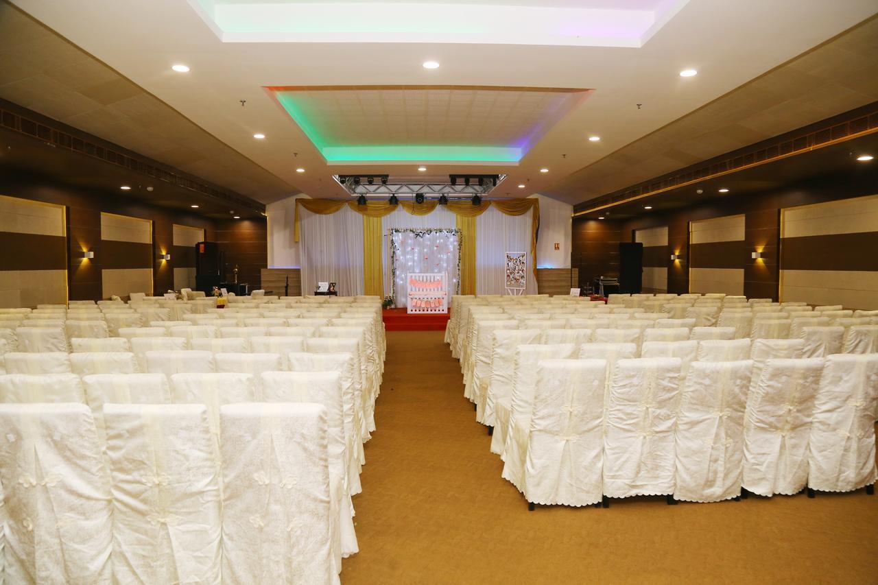 Kga Elite Continental Hotel Tiruvalla Exteriér fotografie