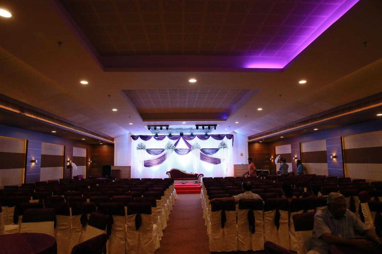 Kga Elite Continental Hotel Tiruvalla Exteriér fotografie